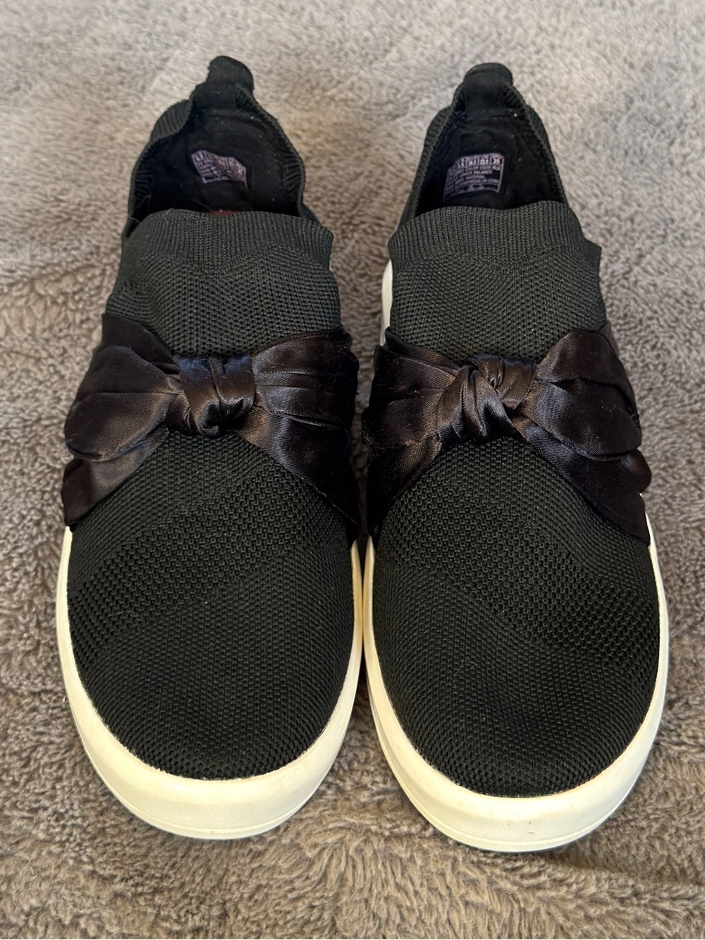 Brand New Mark Nason Black Slip-On Knit Sneakers with Satin Bow size 6.5